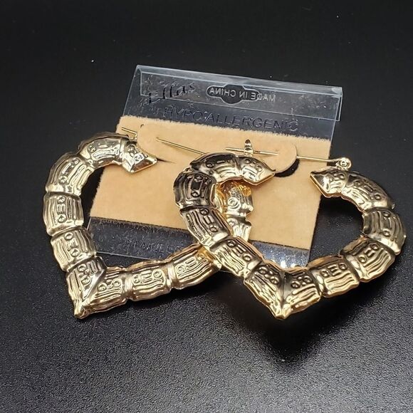 Gold Heart Shape Bamboo Earrings - Picture 3 of 3